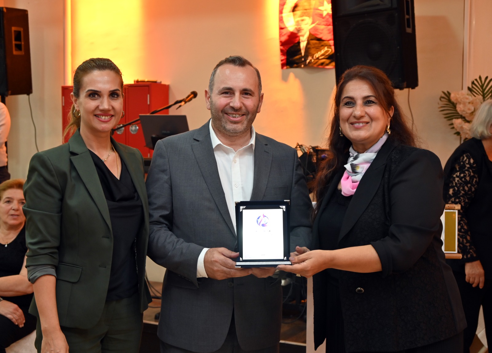 “GÜÇLÜ KADIN HİKÂYELERİ” LANSMANI YAPILDI