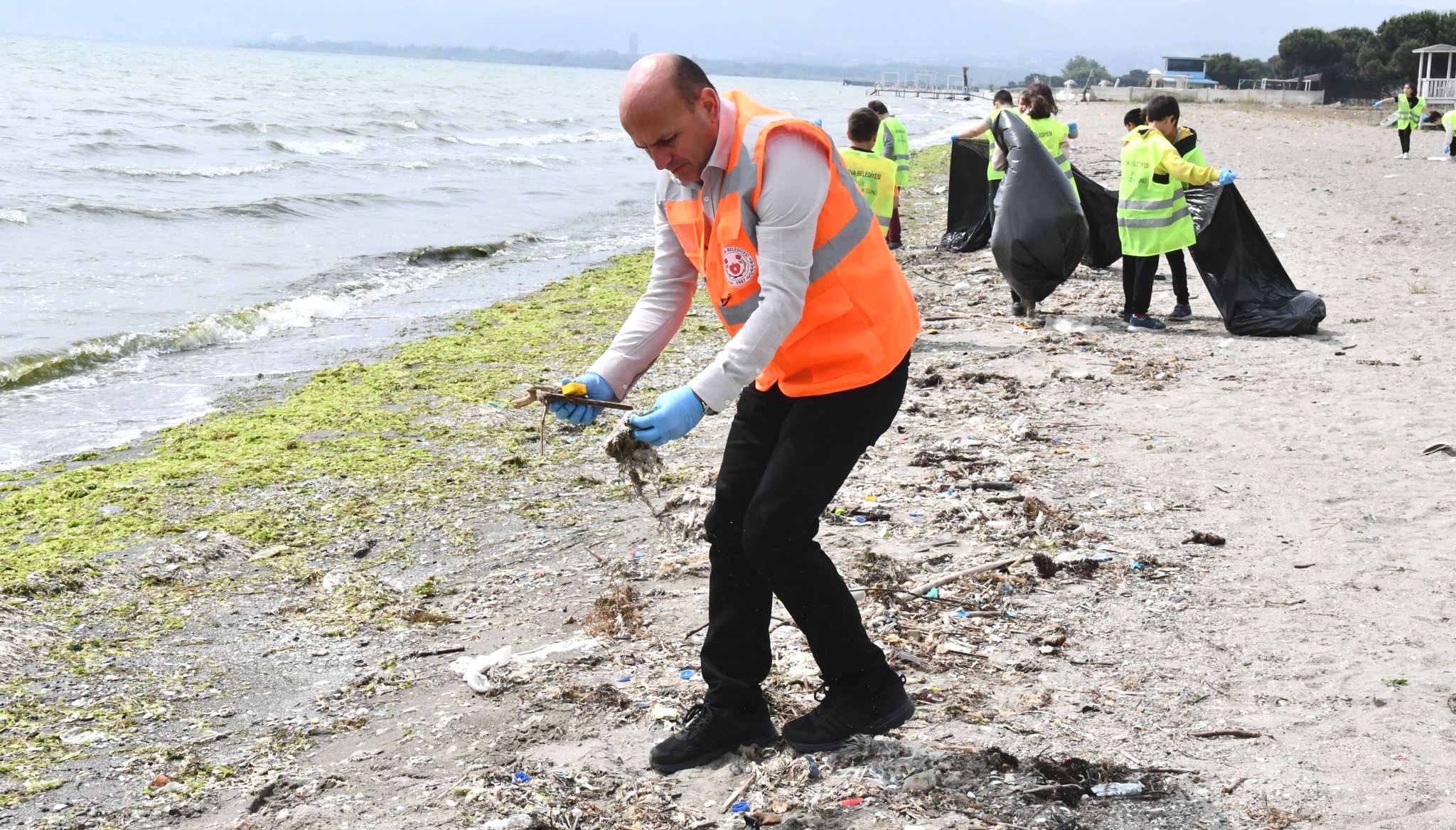 DÜNYA TEMİZLİK GÜNÜ’NDE ALTINOVA’DA BULUŞALIM