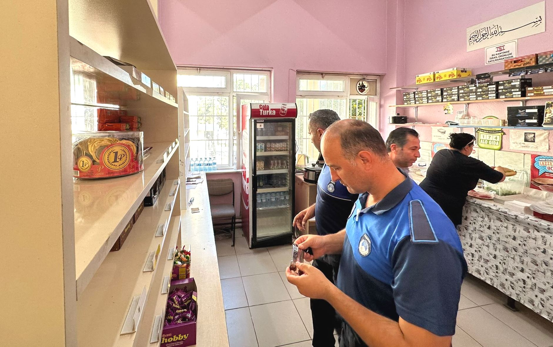 ALTINOVA’DA OKUL KANTİNLERİ DENETLENDİ