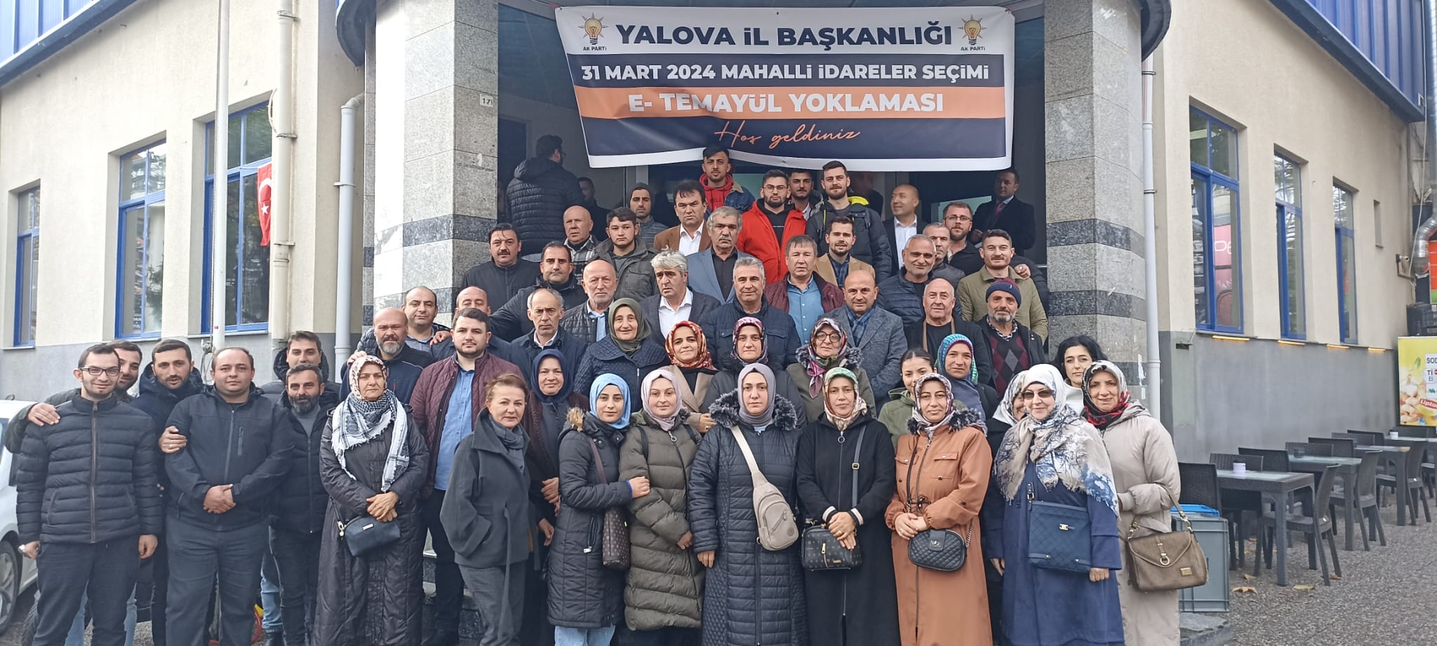 Ak parti altınova ilçe teşkilatı temayül yoklamasına katıldı