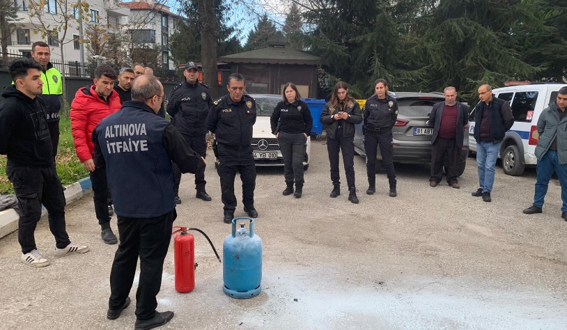 İLÇE EMNİYET PERSONELİNE YANGIN EĞİTİMİ VERİLDİ