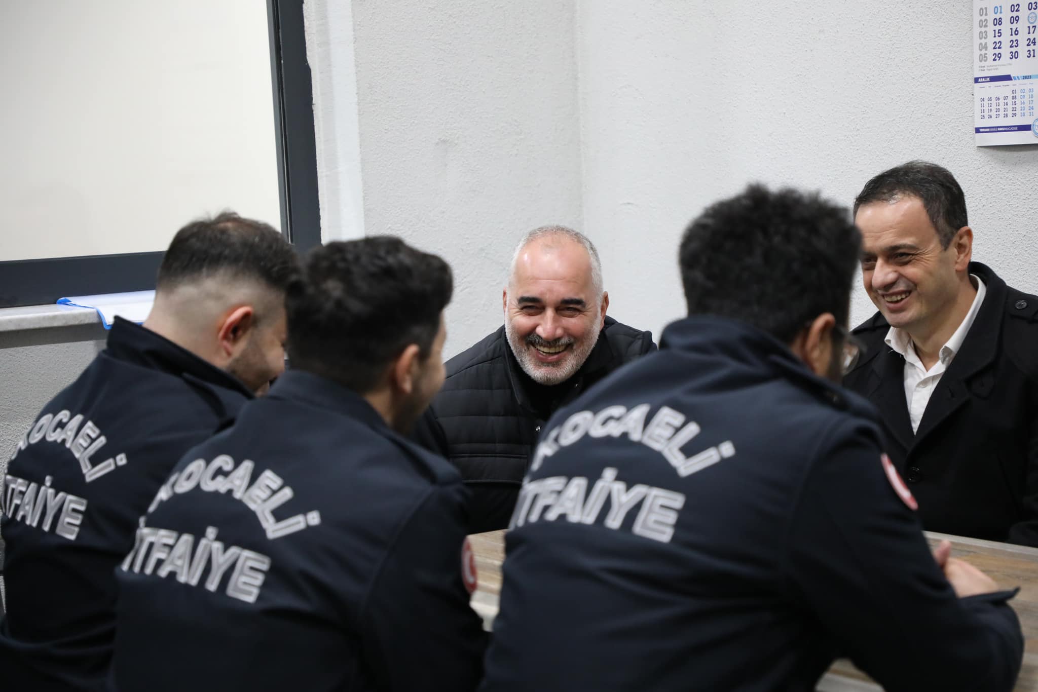 BAŞKAN YILDIRIM VE ÇETİNKAYA YILBAŞI GECESİNDE YALNIZ BIRAKMADI