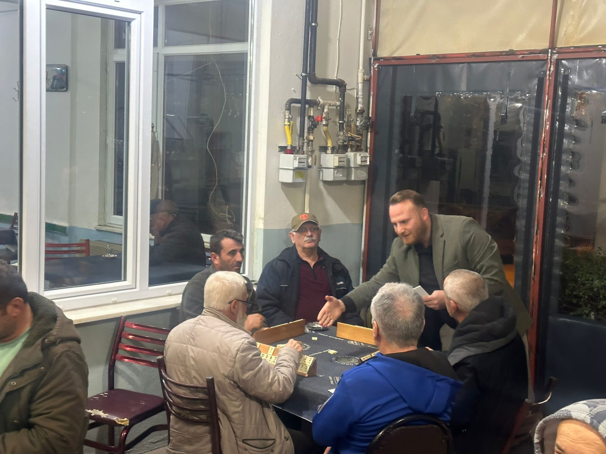 DEMİRCİ, SUBAŞI’NA ÇIKARMA YAPTI