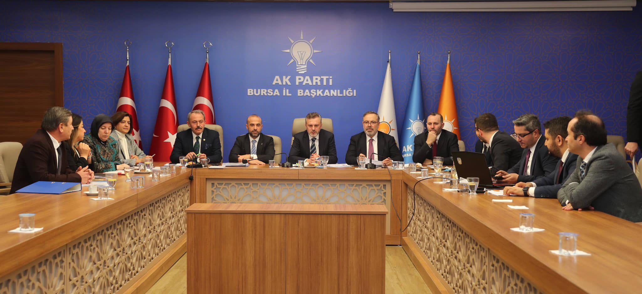 GÜÇLÜ VE TUTUK, KANDEMİR İLE BİR ARAYA GELDİ