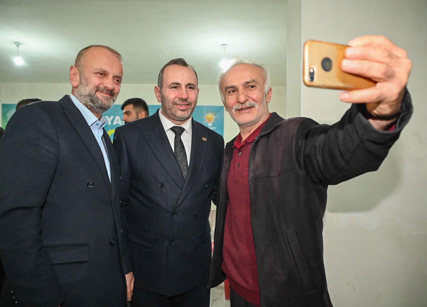 TUTUK’A SEVGİ SELİ