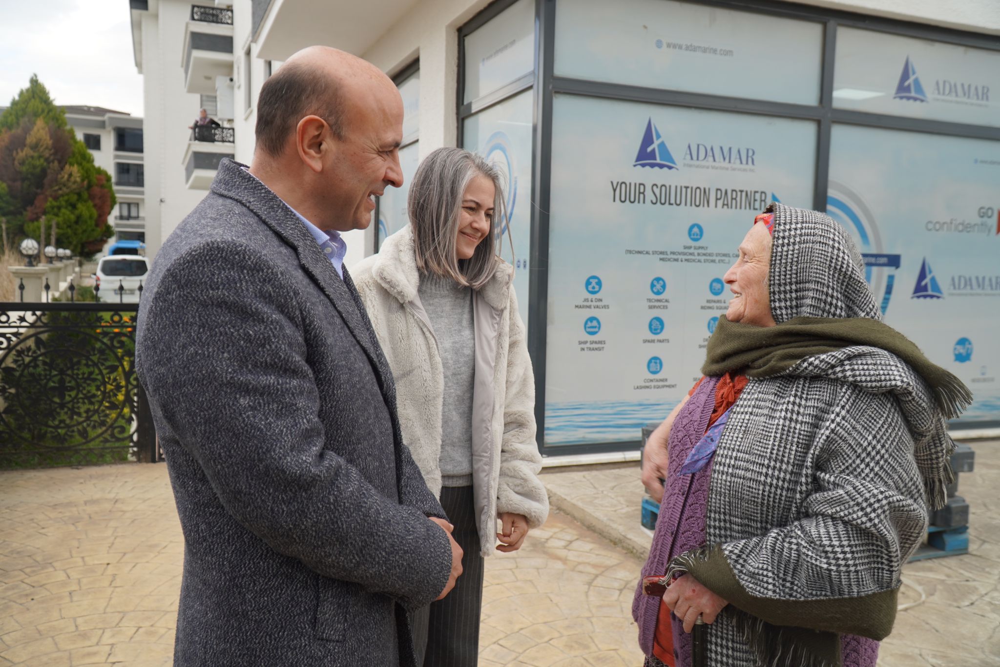 BAŞKAN ORAL, HAYIR DUALARINI ALIYOR