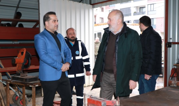 ÇİFTLİKKÖY BELEDİYESİ KENT MOBİLYALARINI ÜRETİYOR