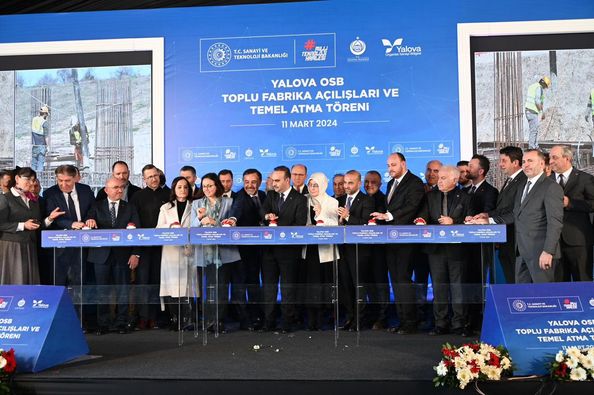 BAKAN KAÇIR, 20 FABRİKANIN TEMELİNİ ATTI