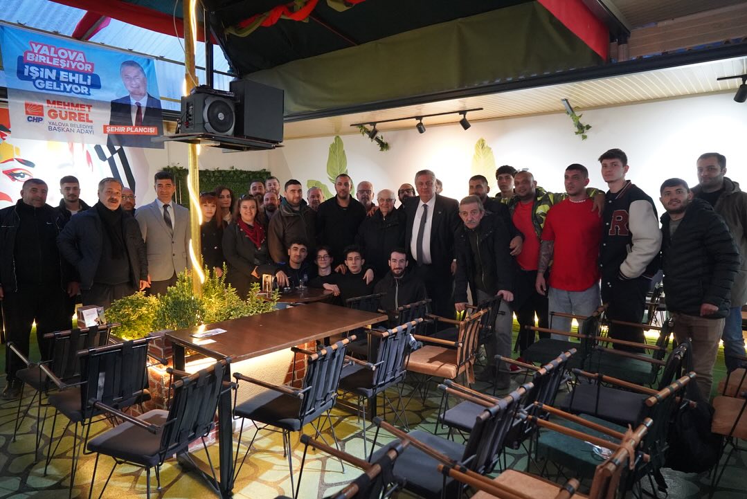 GÜREL, GENÇLERLE BİR ARAYA GELDİ