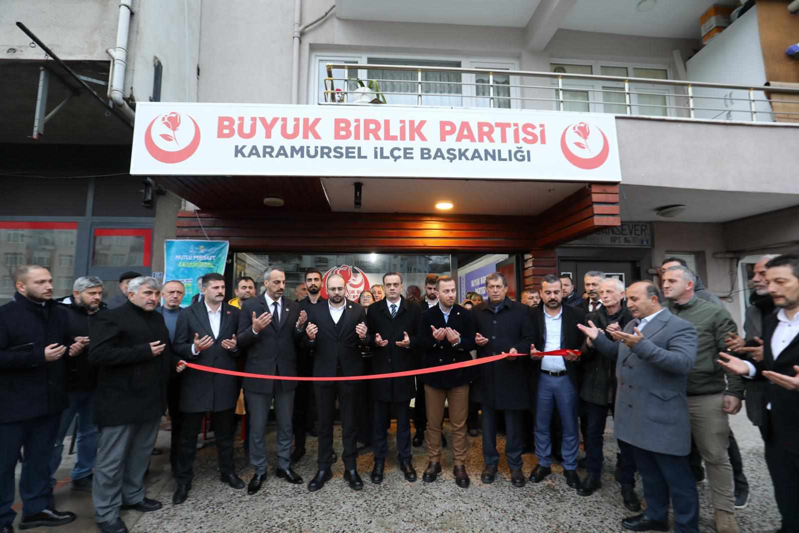 KARAMÜRSEL BBP İLÇE TEŞKİLATINI AÇTI