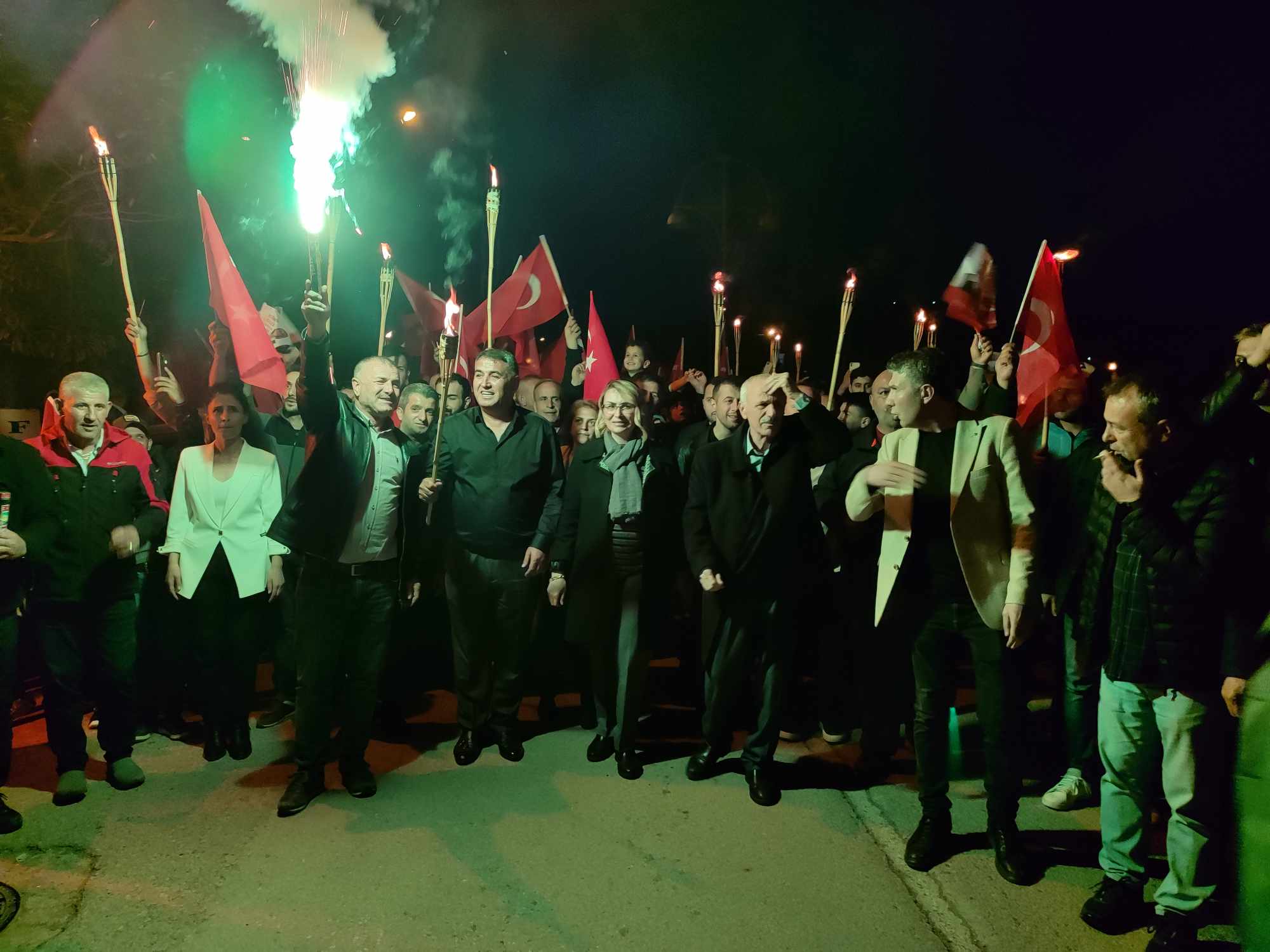 “TOPUKLU EFE” SEVGİSİ SOKAKLARA TAŞTI