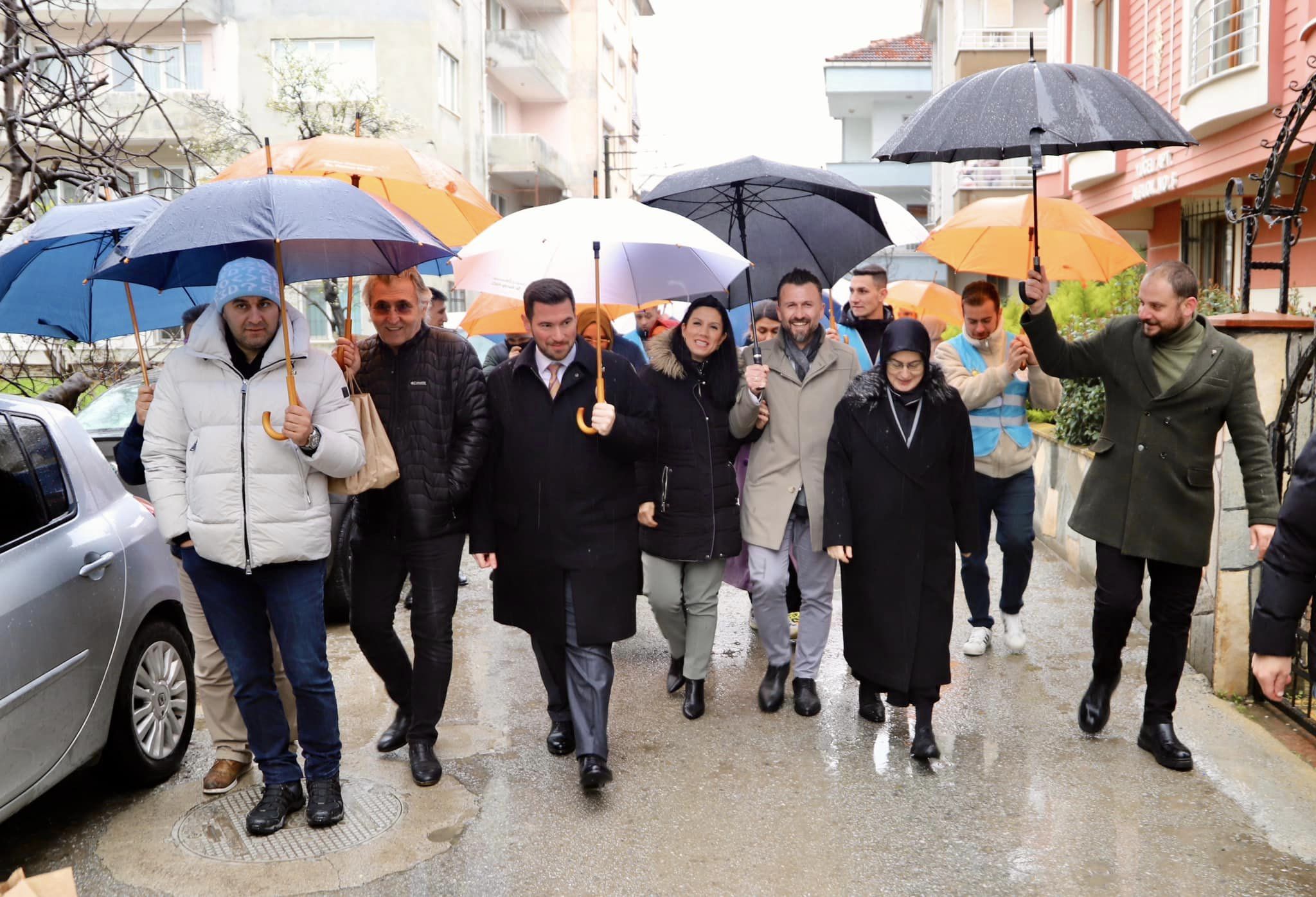 ÇİFTLİKKÖY’DE YAĞMUR ÇAMUR DEMEDEN ÇALIŞMALAR SÜRÜYOR