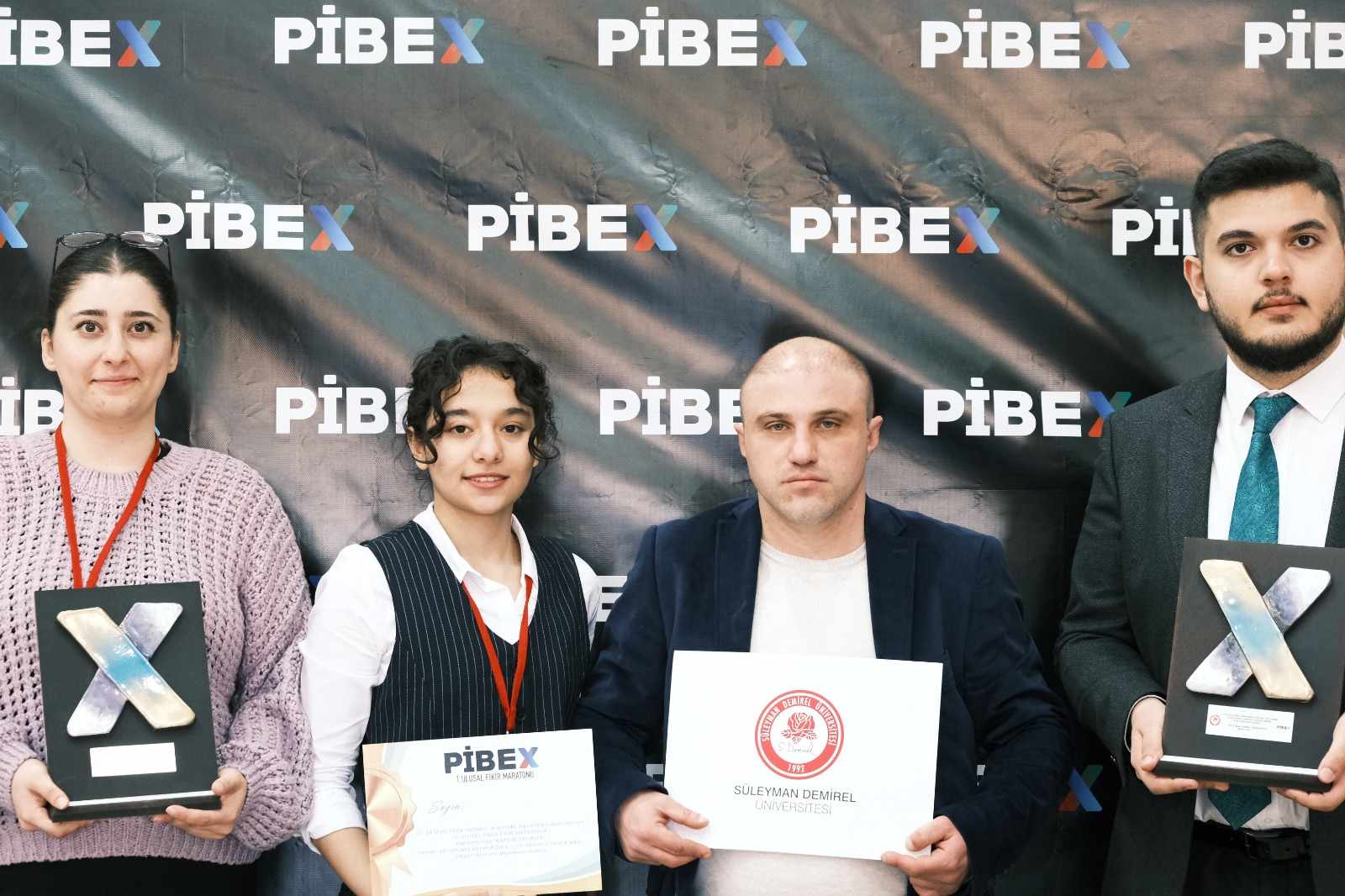 YALOVA’DA ÖDÜL RÜZGARI