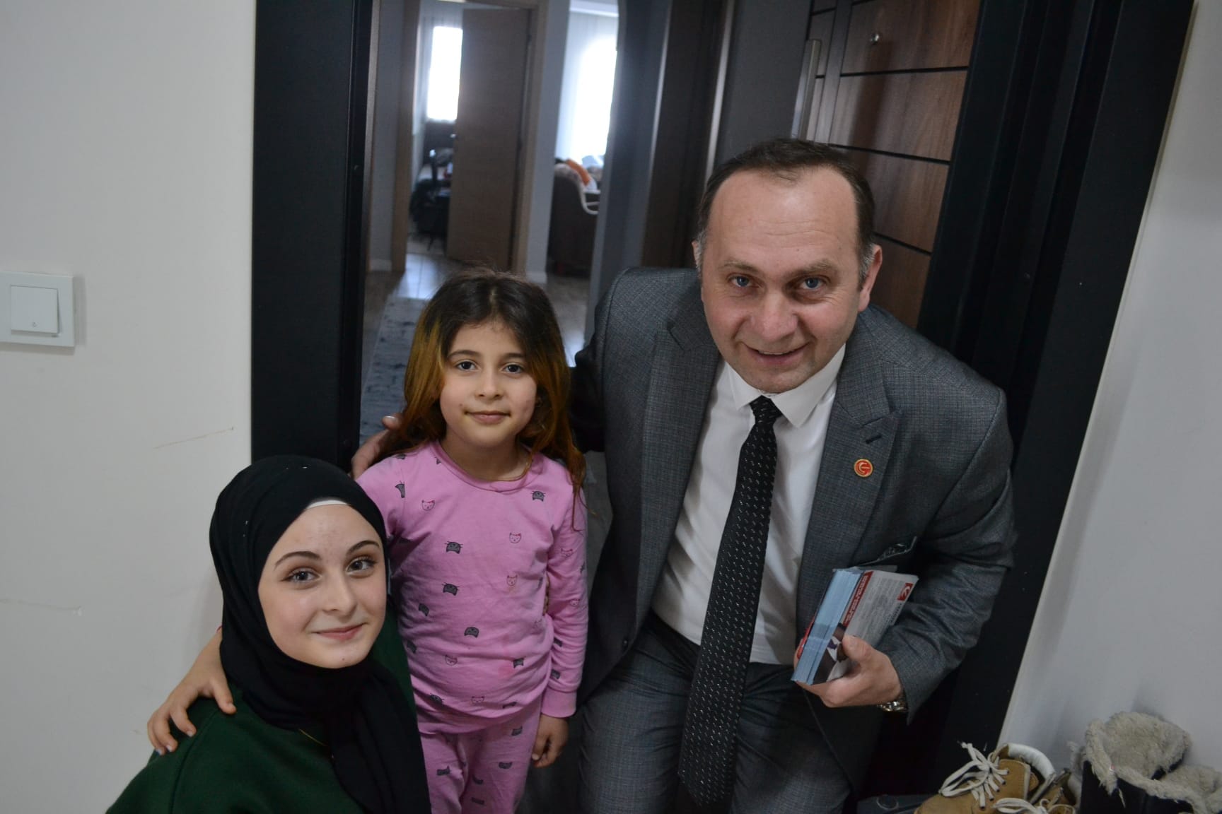 BELEDİYE BAŞKAN ADAYI KALYON:”HALKIMIZLA BERABER KAZANACAĞIZ”