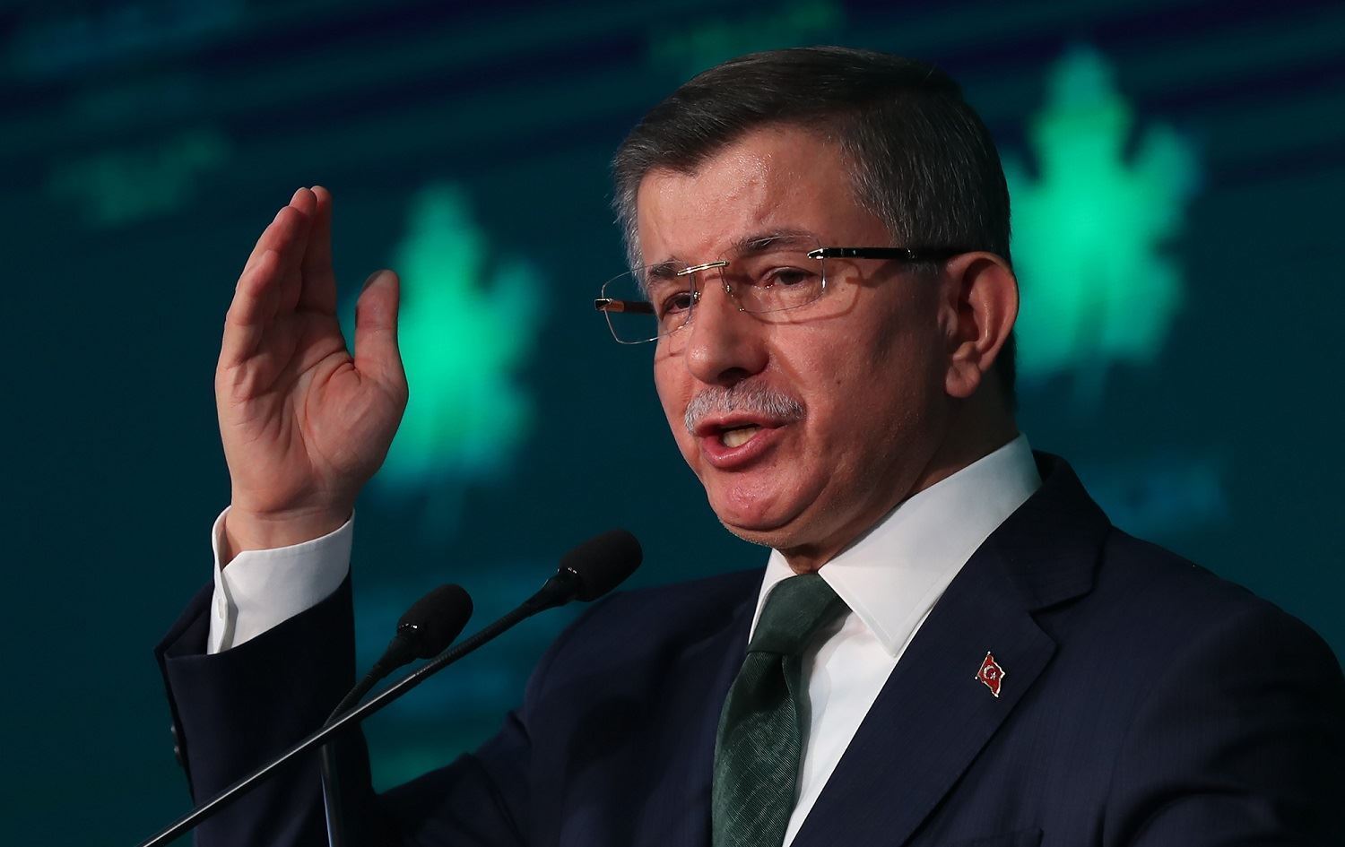 DAVUTOĞLU YALOVA’YA GELİYOR