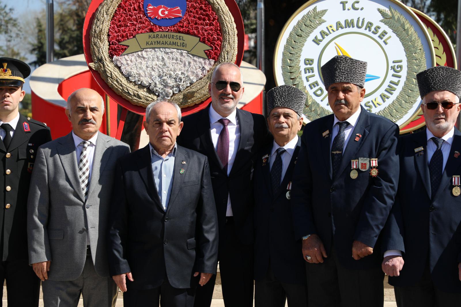 KARAMÜRSEL’DE ÇANAKKALE ŞEHİTLERİ ANILDI