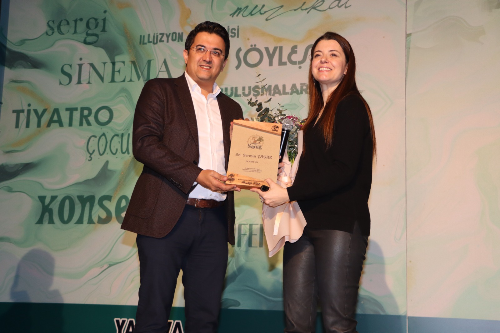 YALOVALILAR ŞERMİN YAŞAR’IN “ KELİMENİN YOLCULUĞU” SÖYLEŞİSİNDE BİR ARAYA GELDİ