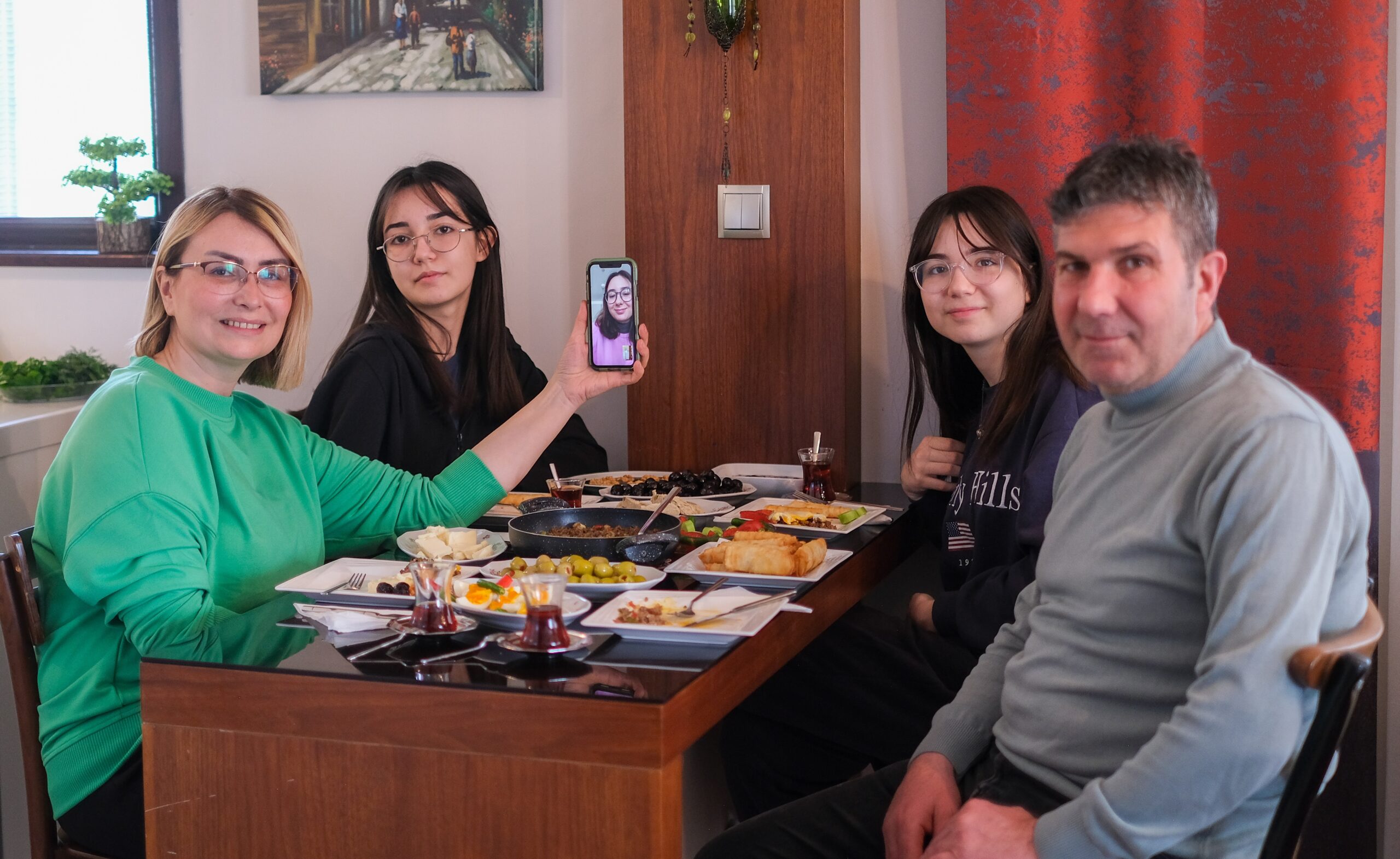 FAZLACA’NIN ‘AİLE MESAJI’ DİKKAT ÇEKTİ!