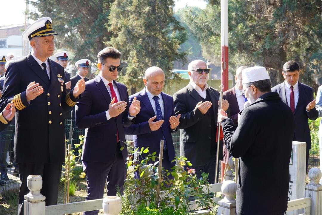 ALTINOVA’DA ZAFER KUTLANDI, ŞEHİTLER ANILDI