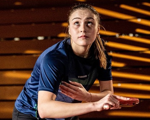 ECE HARAÇ “ŞOVA DEVAM EDİYOR”