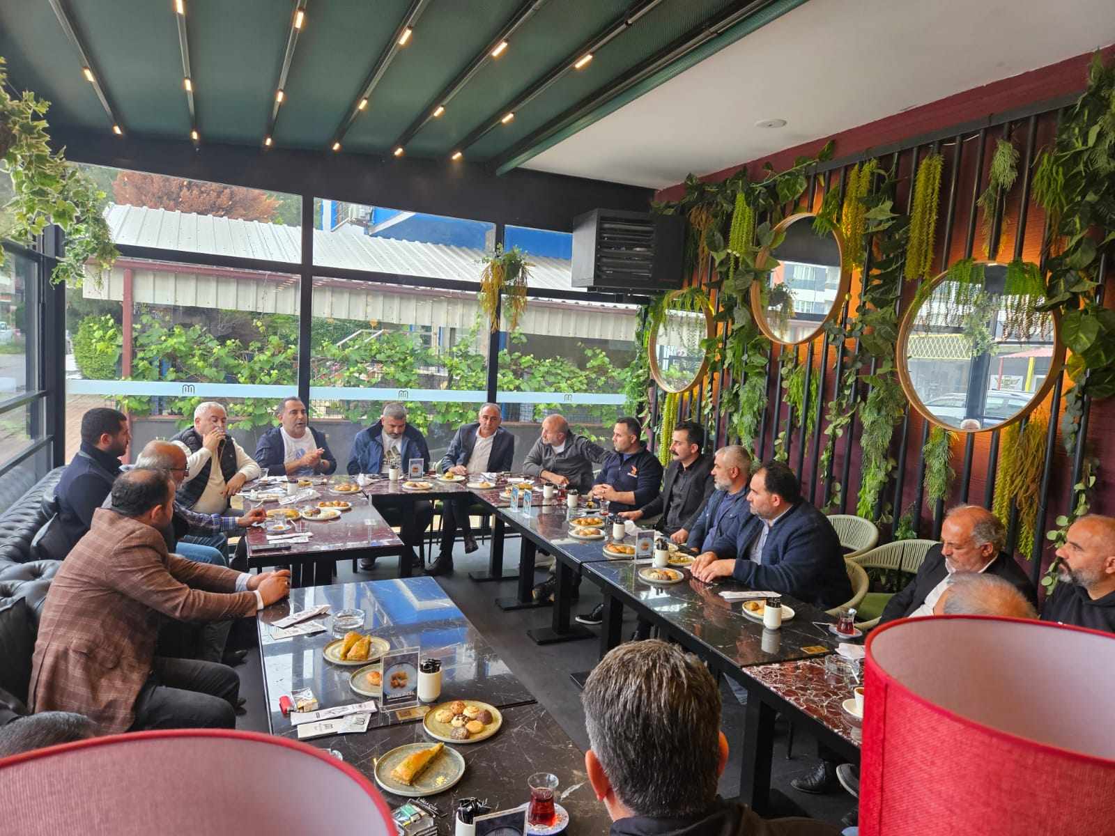 İLK TOPLANTI YAPILDI.. “ALTINOVA GÖNÜLLÜLERİ DERNEĞİ” KURULUYOR