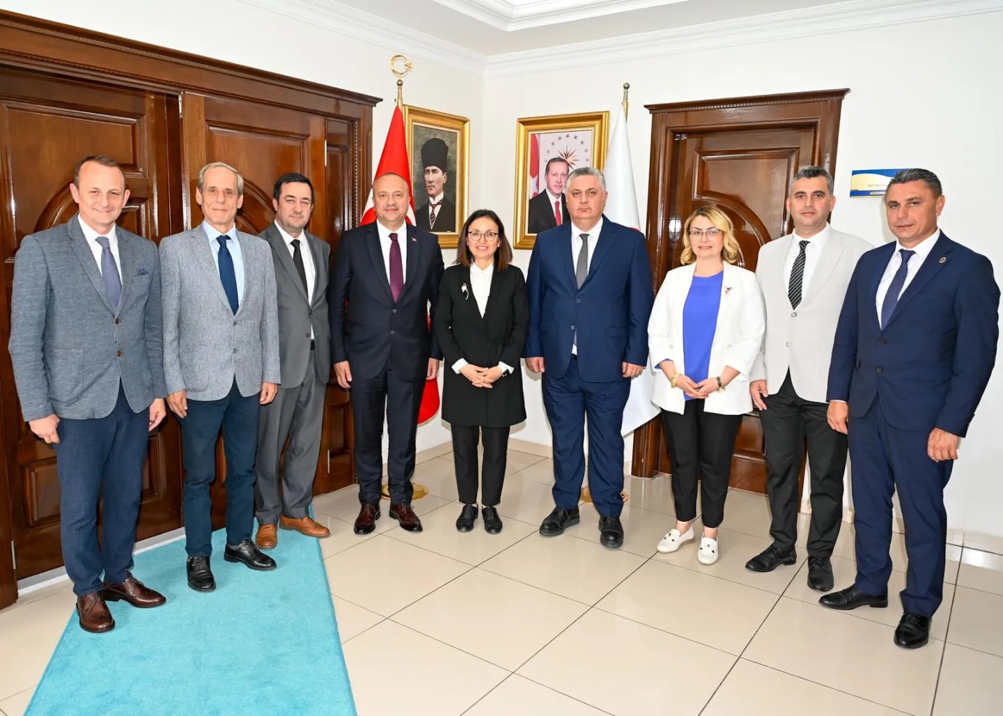 CHP’Lİ BAŞKANLARDAN VALİ’YE ZİYARET