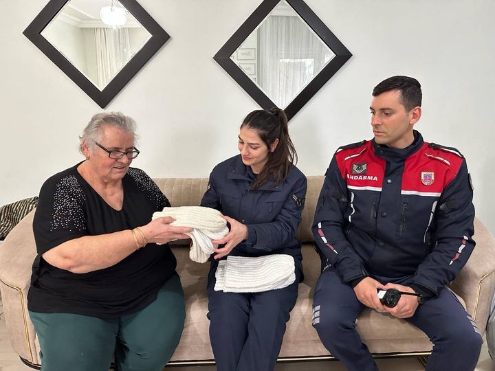 HELAL SANA SELMA TEYZE!