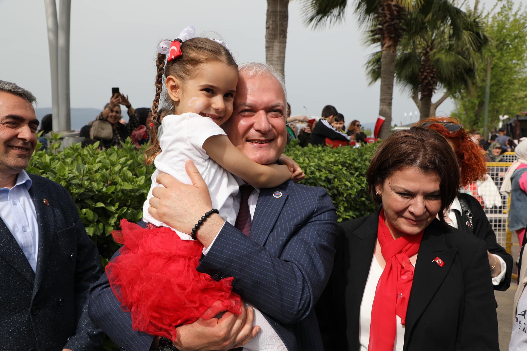 ATATÜRK’ÜN ÇOCUKLARI 23 NİSAN’I KUTLADI