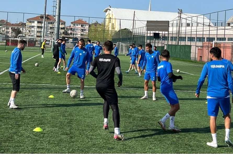 YALOVA YEŞİLOVA SPOR’DA HEDEF “3 PUAN!”