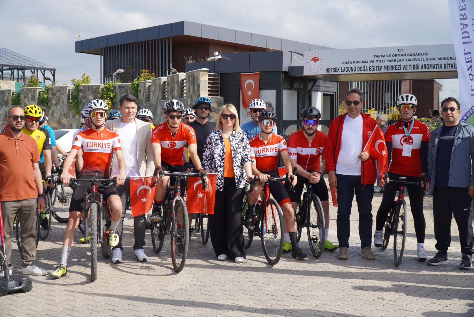 DOĞA SPORLARI FESTİVALİ, ALTINOVA’DA START ALDI