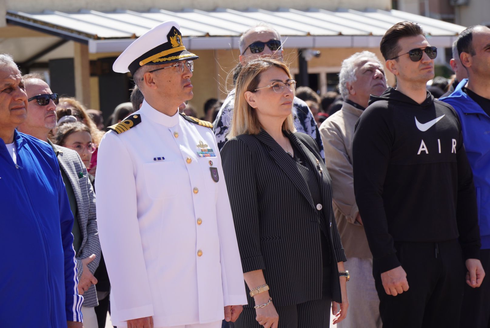 ALTINOVA’DA GENÇLİK YÜRÜYÜŞÜ DÜZENLENDİ