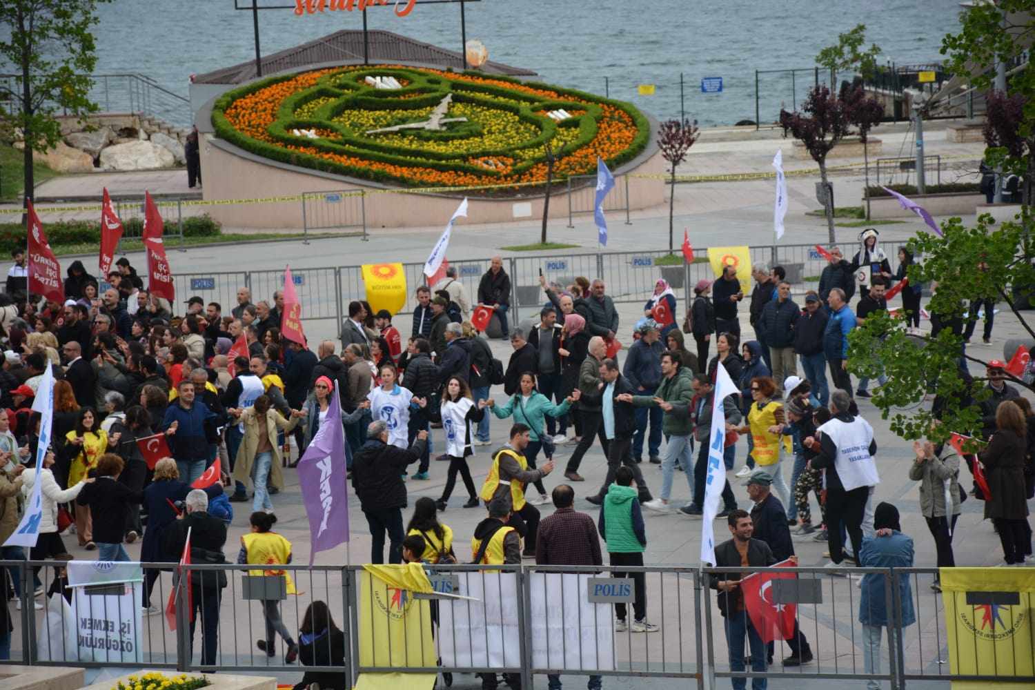 1 MAYIS İŞÇİ BAYRAMI YALOVA’DA COŞKUYLA KUTLANDI