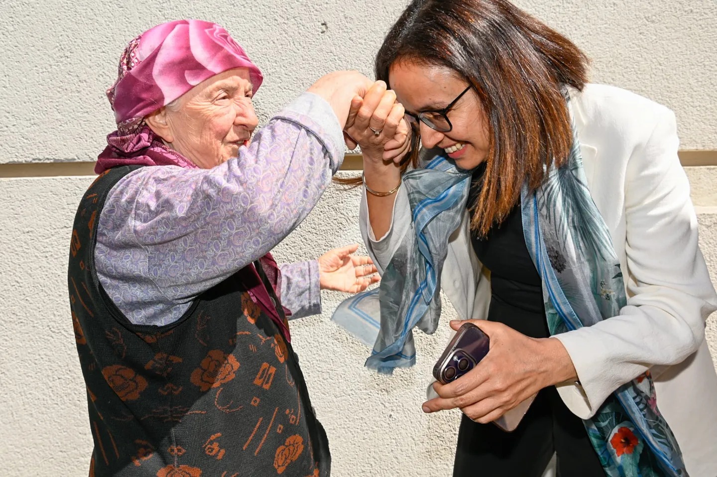 VALİ KAYA AKTOPRAK KÖYÜNÜ ZİYARET ETTİ