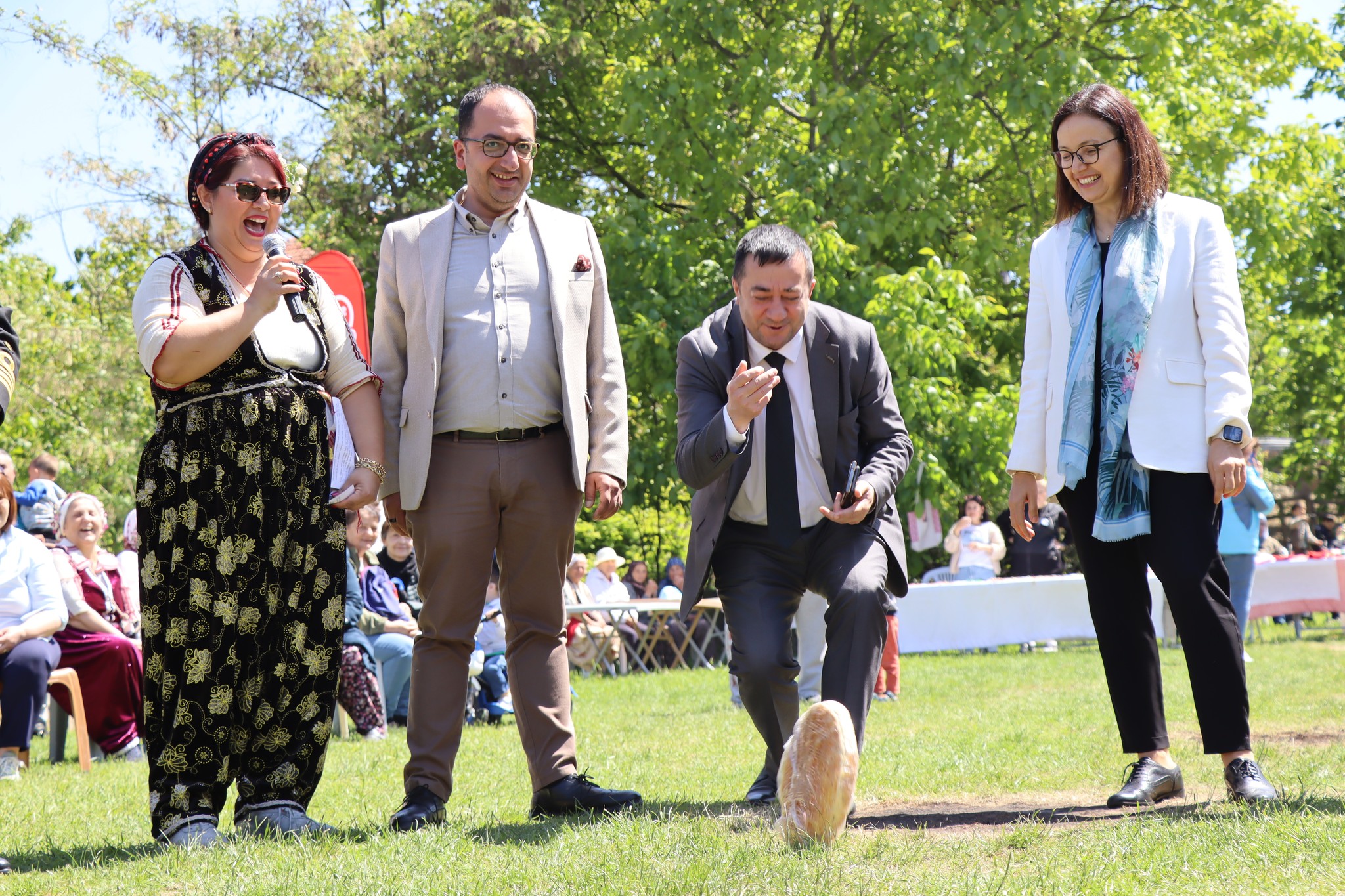 SUBAŞI’NDA HIDIRELLEZ ŞENLİĞİ RENKLİ GÖRÜNTÜLERİ ORTAYA ÇIKARDI