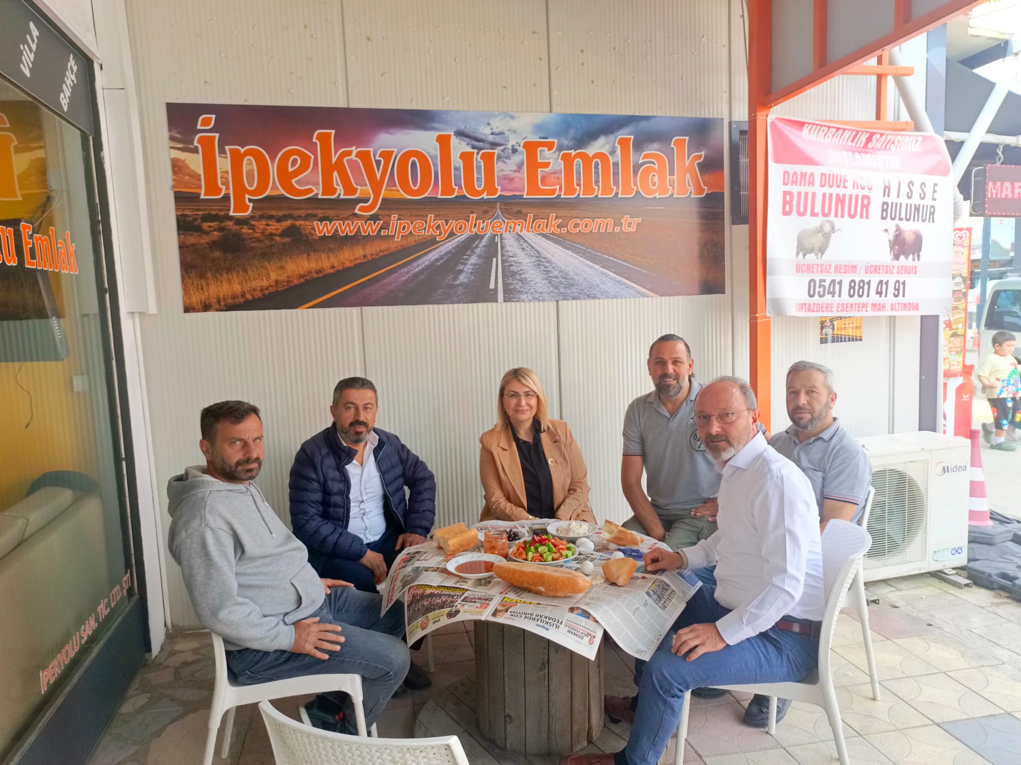 BAŞKAN FAZLACA’DAN ESNAF ZİYARETİ