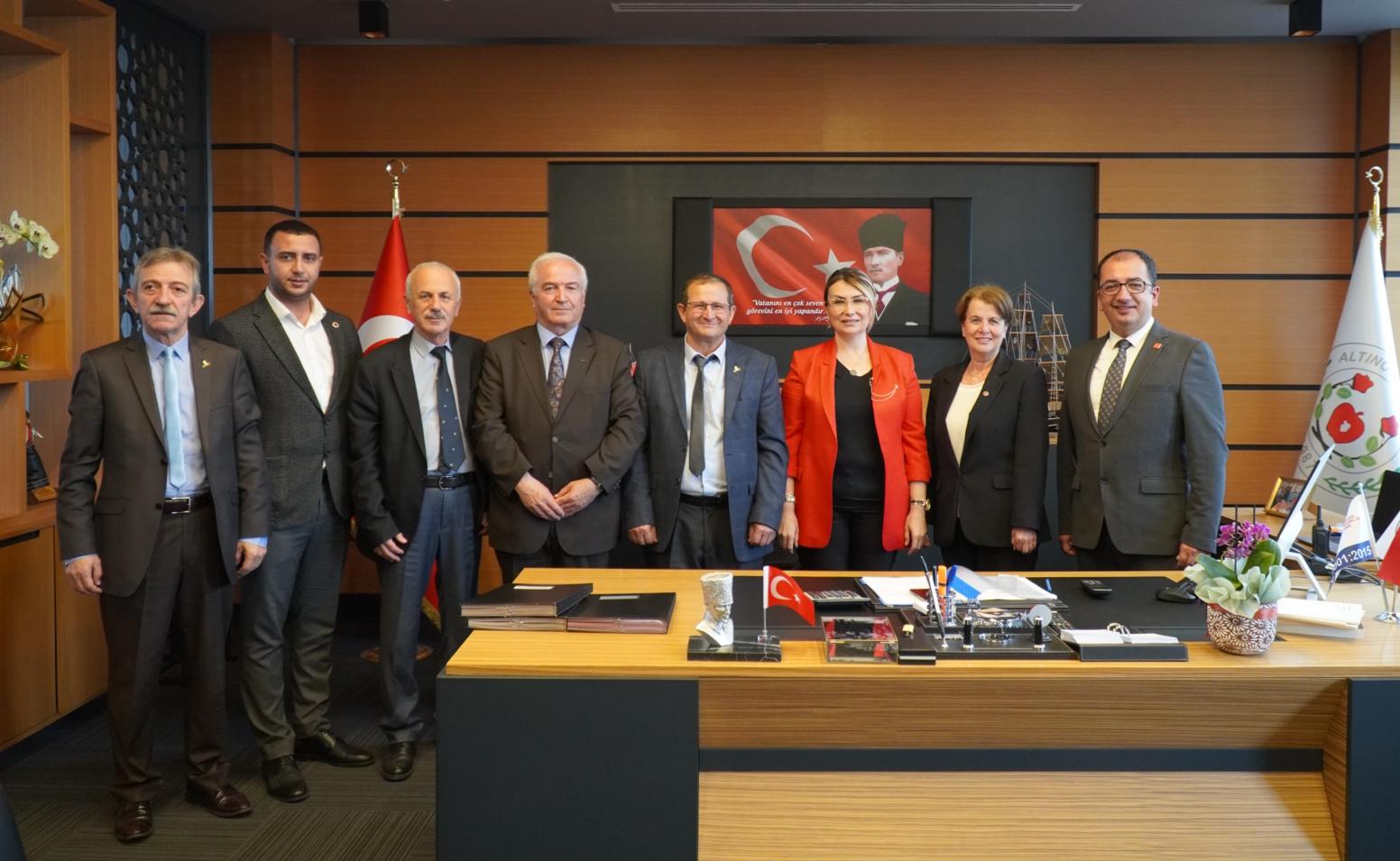 BAŞKAN FAZLACA, MİSAFİRLERİNİ AĞIRLADI