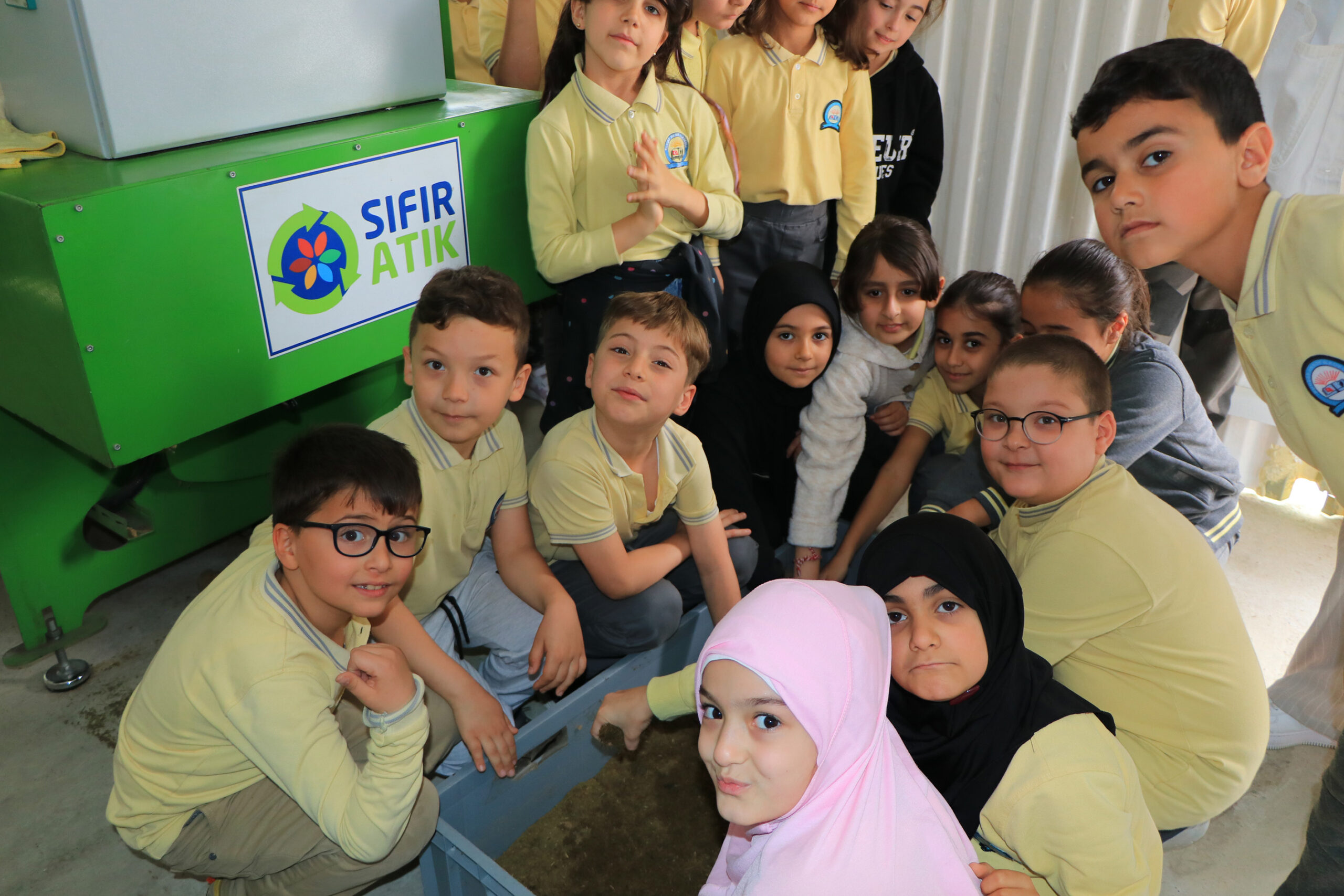 SIFIR ATIK MERKEZİ 140 ÖĞRENCİYİ AĞIRLADI