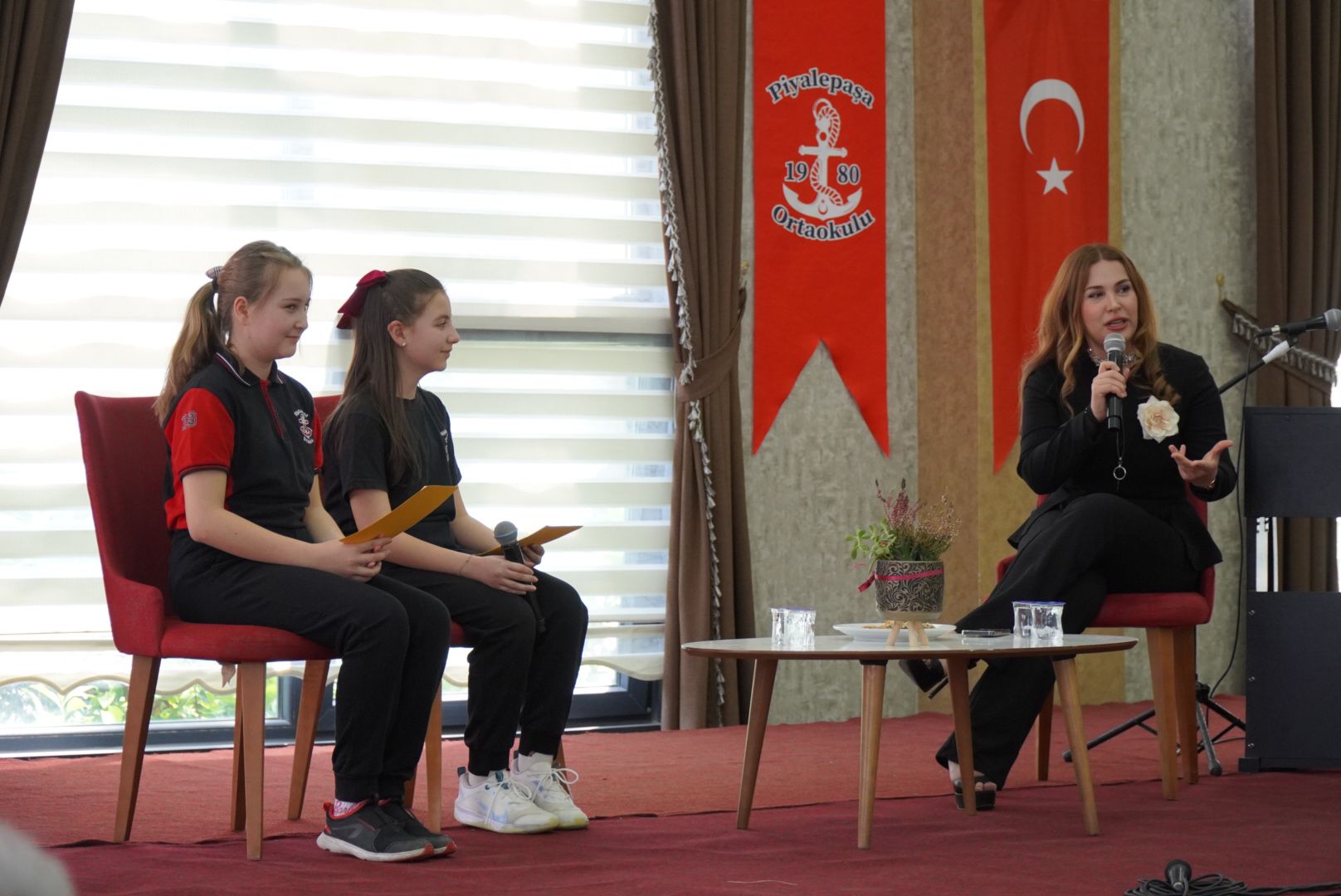 ÜNLÜ ORKESTRA ŞEFİ MANAFZADE’DEN ALTINOVA ÇIKARMASI