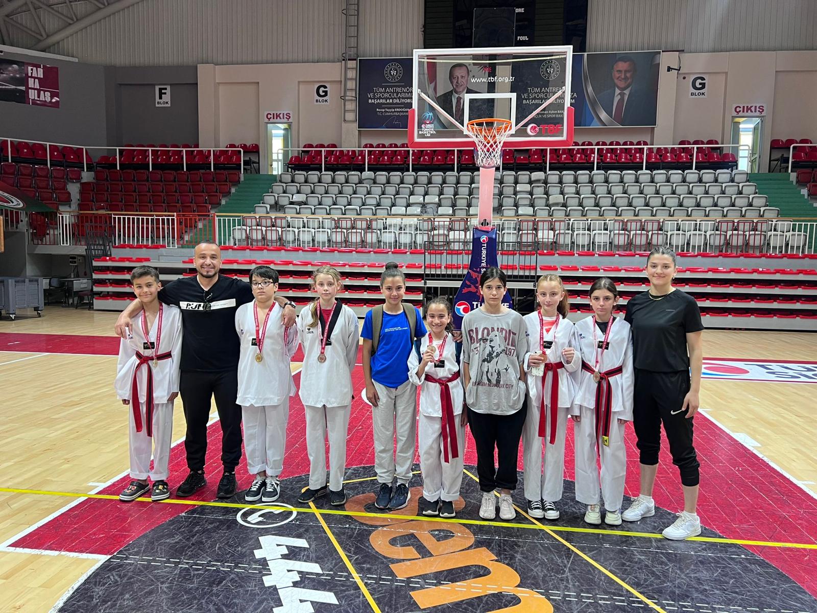 MADALYALARA ‘ALTINOVA DAMGASI’