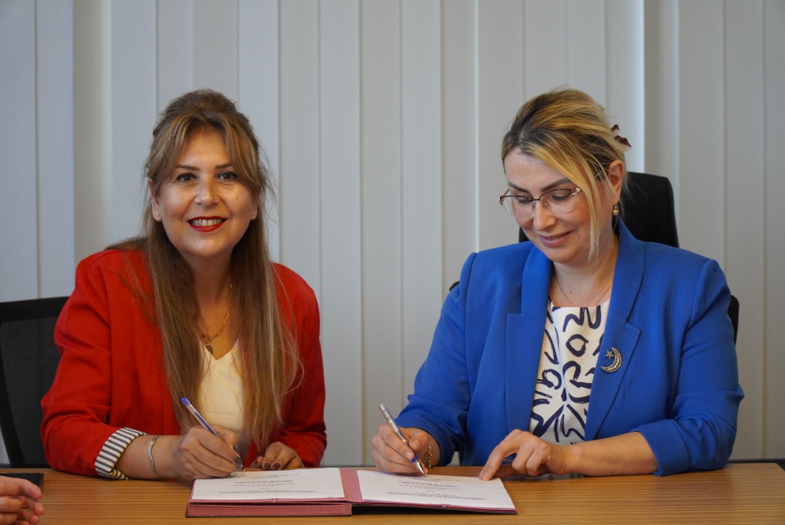 ALTINOVA BELEDİYESİ TÜM BEL-SEN İLE SÖZLEŞME İMZALADI