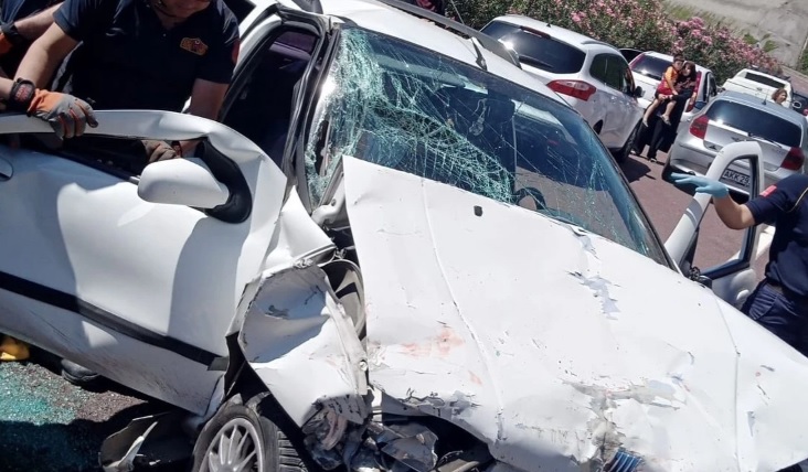 OTOYOLDA KAZA: 1’İ ÇOCUK 7 YARALI