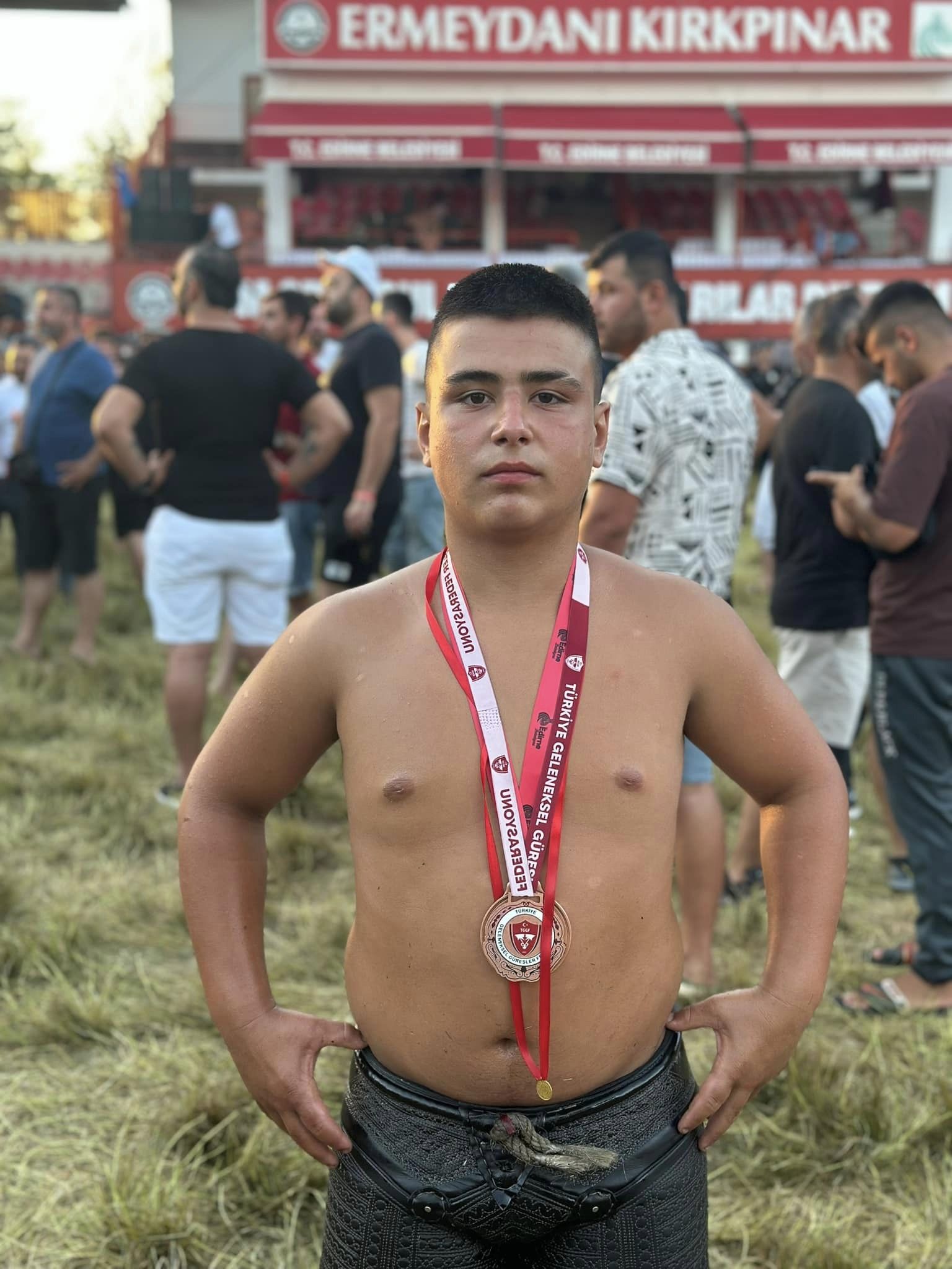 ALTINOVA BELEDİYE SPOR, KIRKPINAR’DAN MADALYA İLE DÖNDÜ