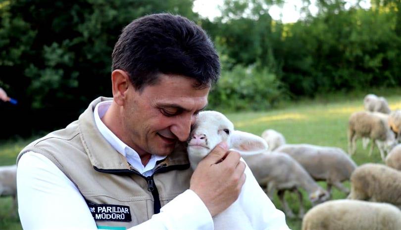 PARILDAR, YALOVALILARA BU SÖZLERLE VEDA ETTİ.. ‘’HOŞÇAKAL YALOVAM’’