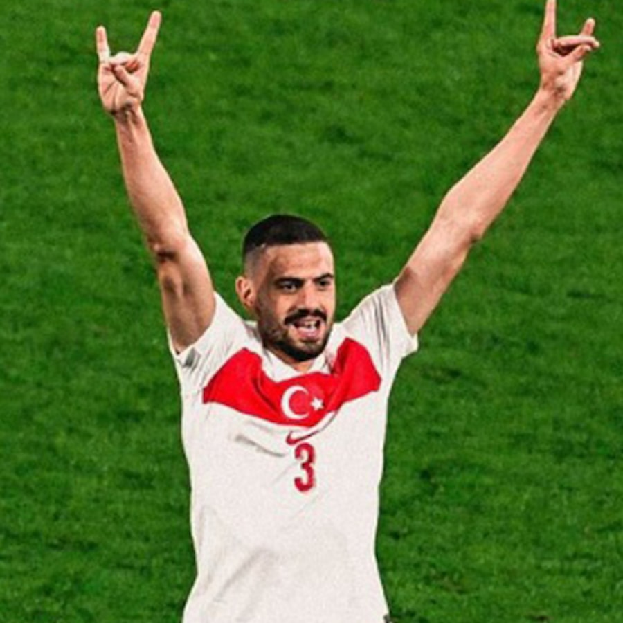 KARAMÜRSEL’E MERİH DEMİRAL MEYDANI!