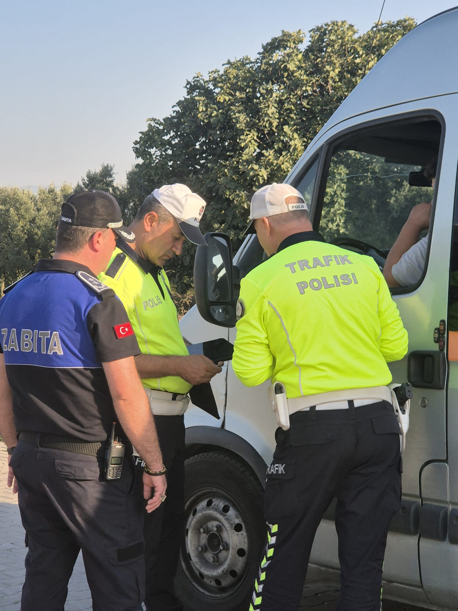 ALTINOVA’DA KAPSAMLI DENETİM YAPILDI