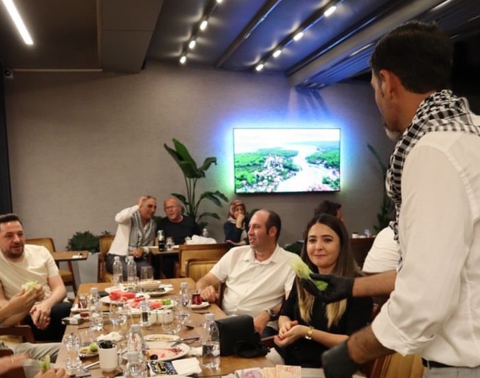 QARTAL ET EVİ’NDEN BİR ‘SIRA GECESİ’ DAHA