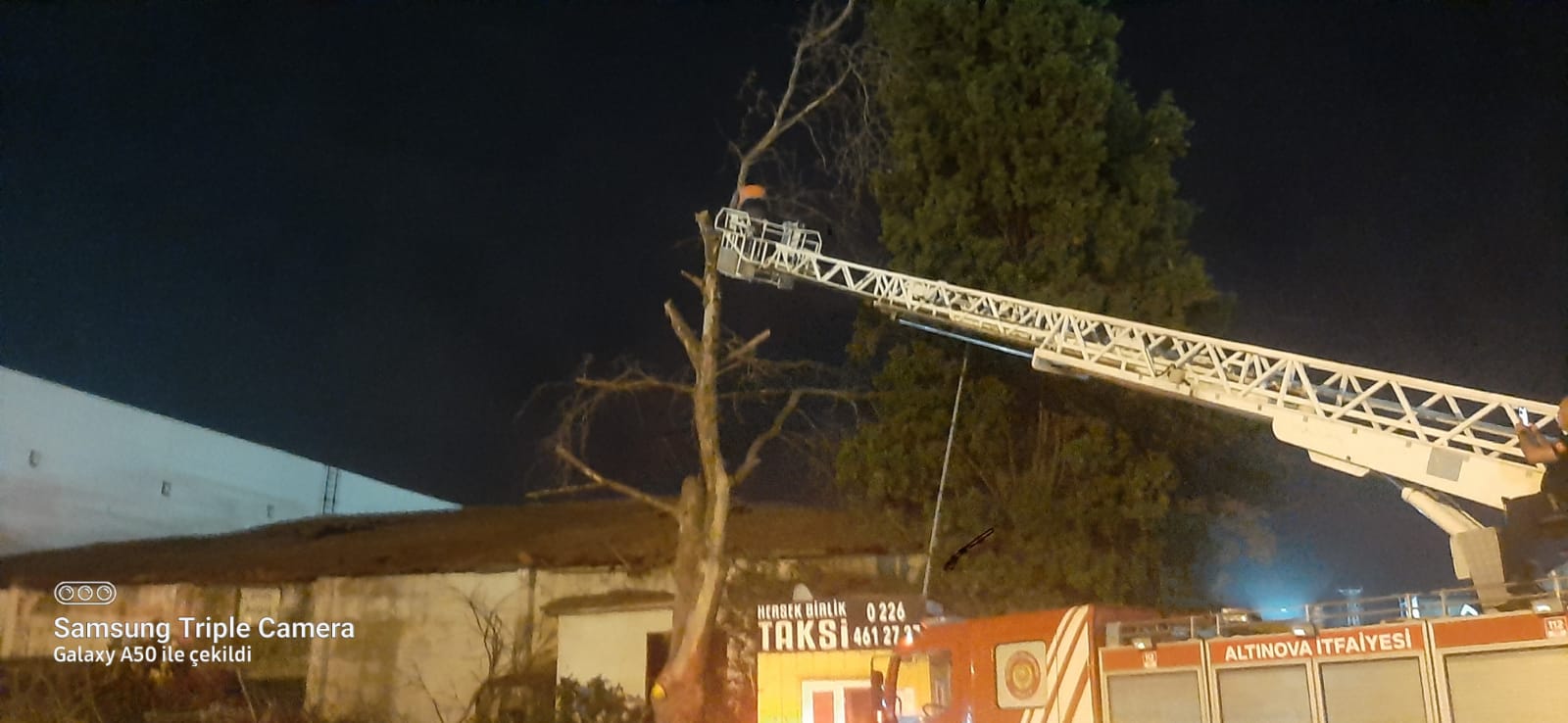 ALTINOVA’DA HUMMALI ÇALIŞMA DEVAM EDİYOR