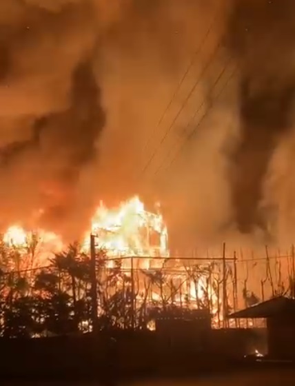 KARAMÜRSEL’DE BÜYÜK YANGIN: EV VE OTEL YANDI!