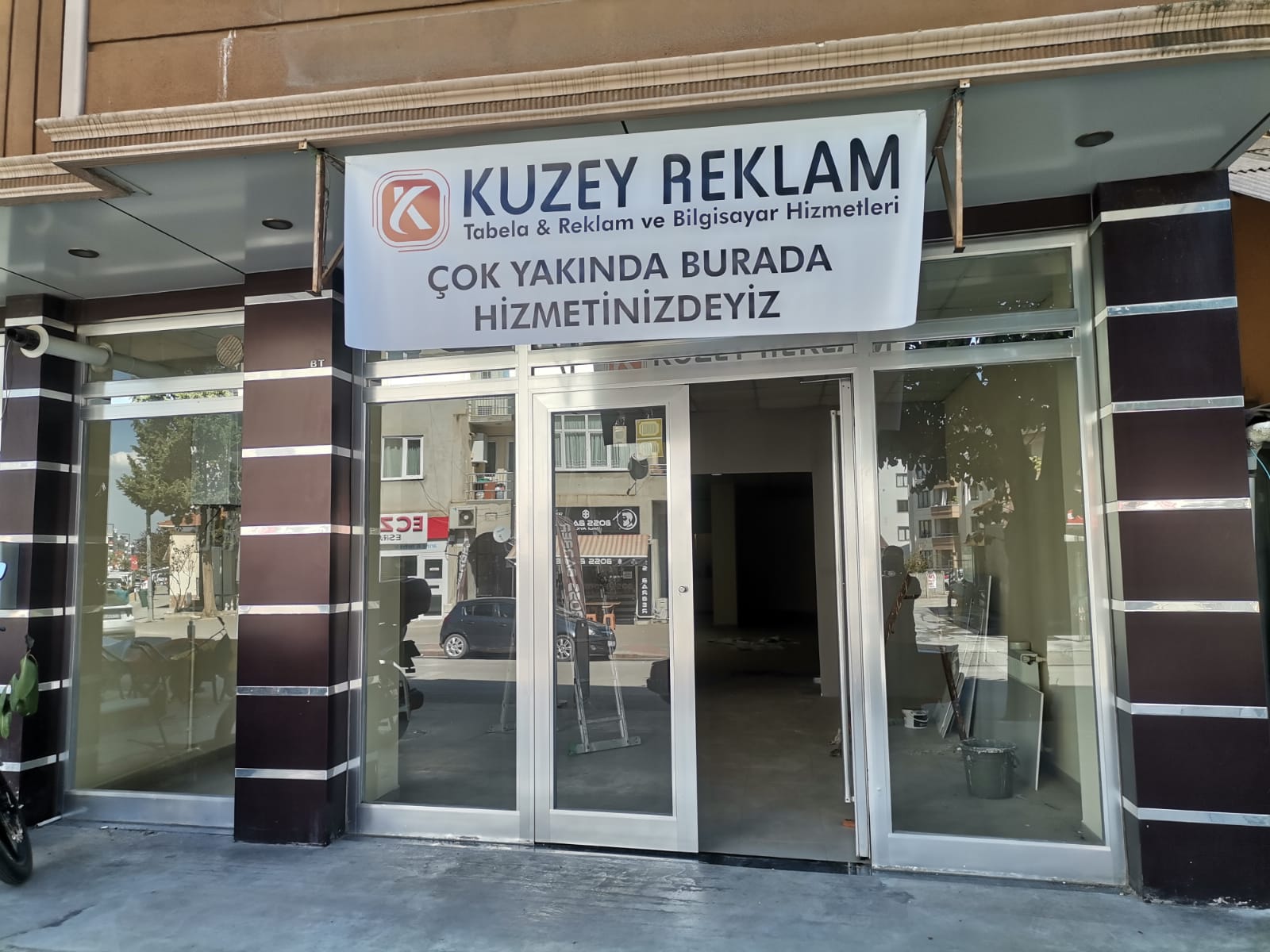‘KUZEY REKLAM’ İLÇEDE PARLAYAN YILDIZ OLDU!