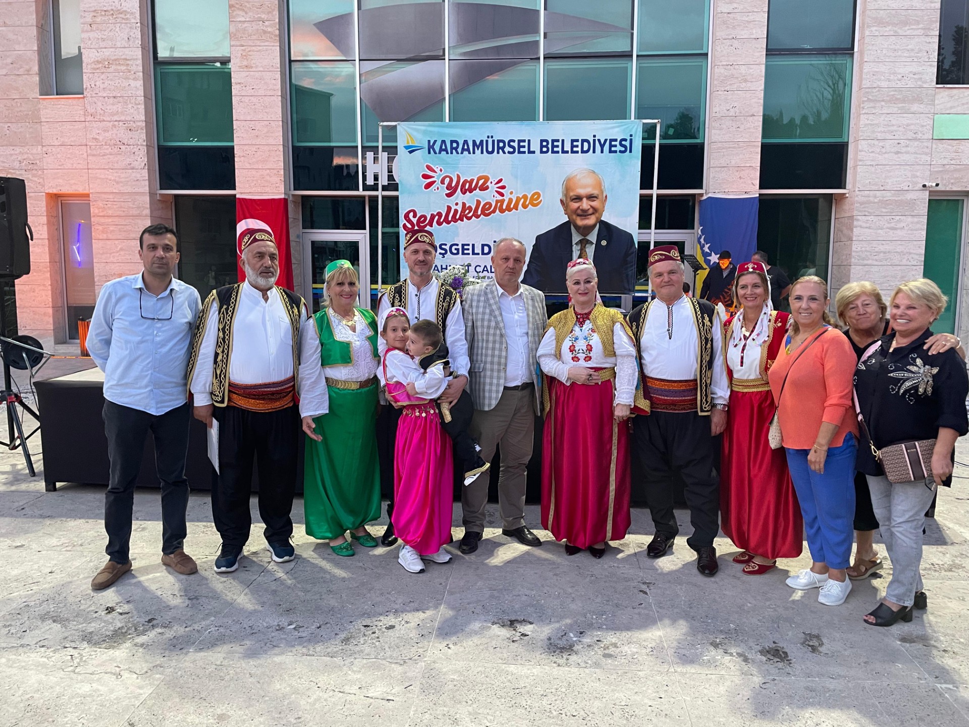 KARAMÜRSEL’DE SEVDALİNKA LANSMANI DÜZENLENDİ